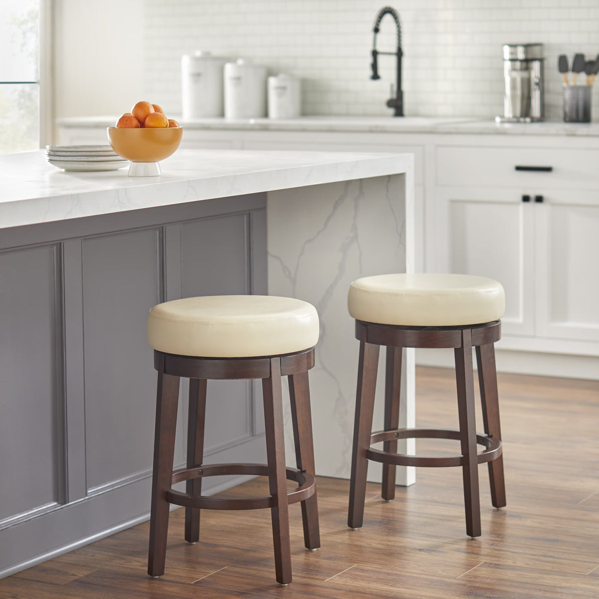 24” Single Swivel Counter Height Stool O6922