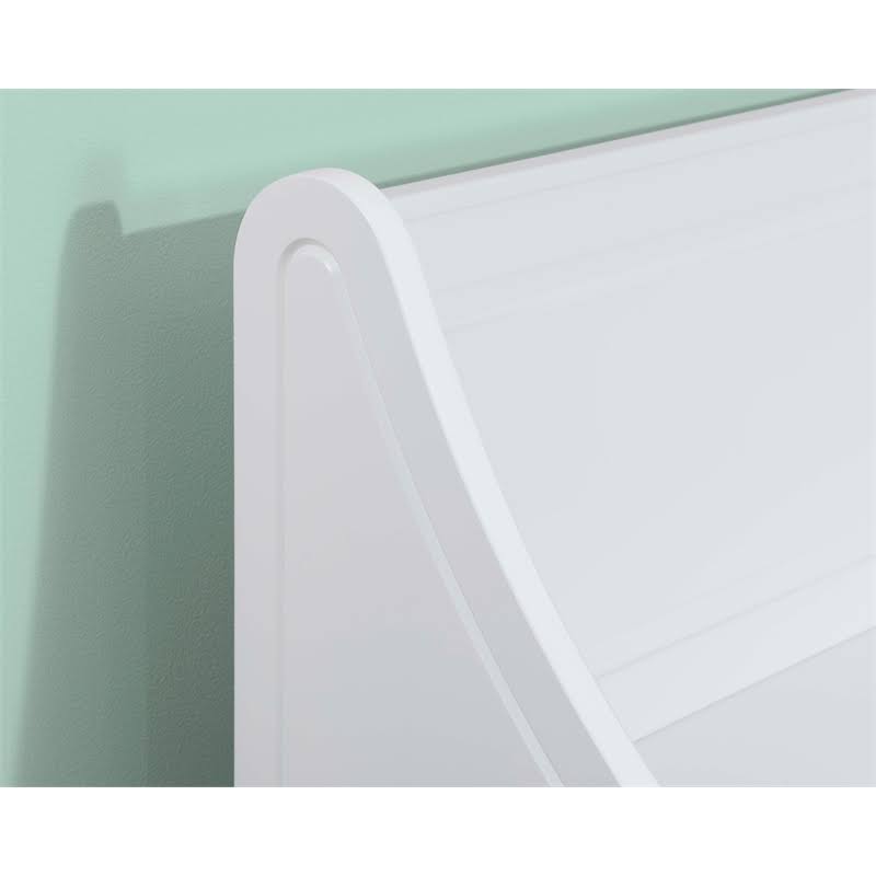 White Wood Corner Breakfast Nook M40924