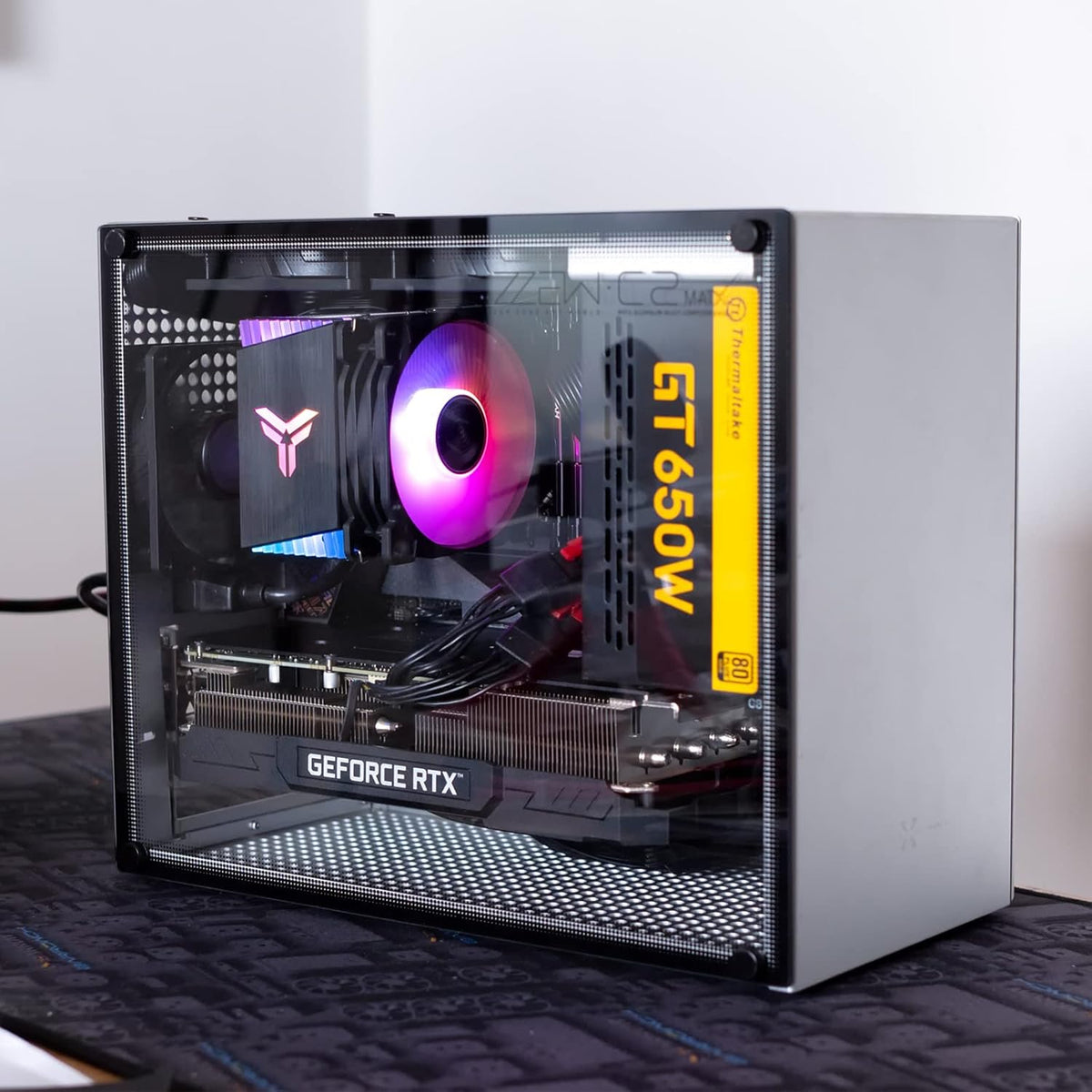 Silver Micro ATX Aluminum PC Case with Tempered Glass B645