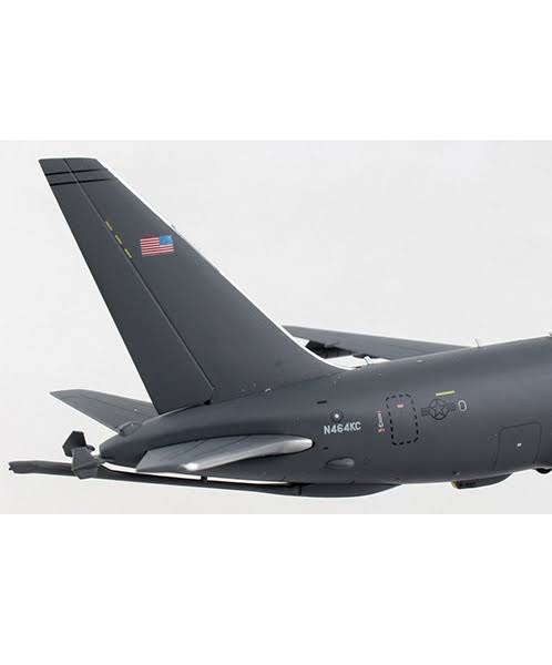 Boeing KC-46A Scale 1:200 A10430