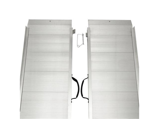 Portable Single-Fold Aluminum Wheelchair and Scooter Ramp, 700 lb. Capacity K1971
