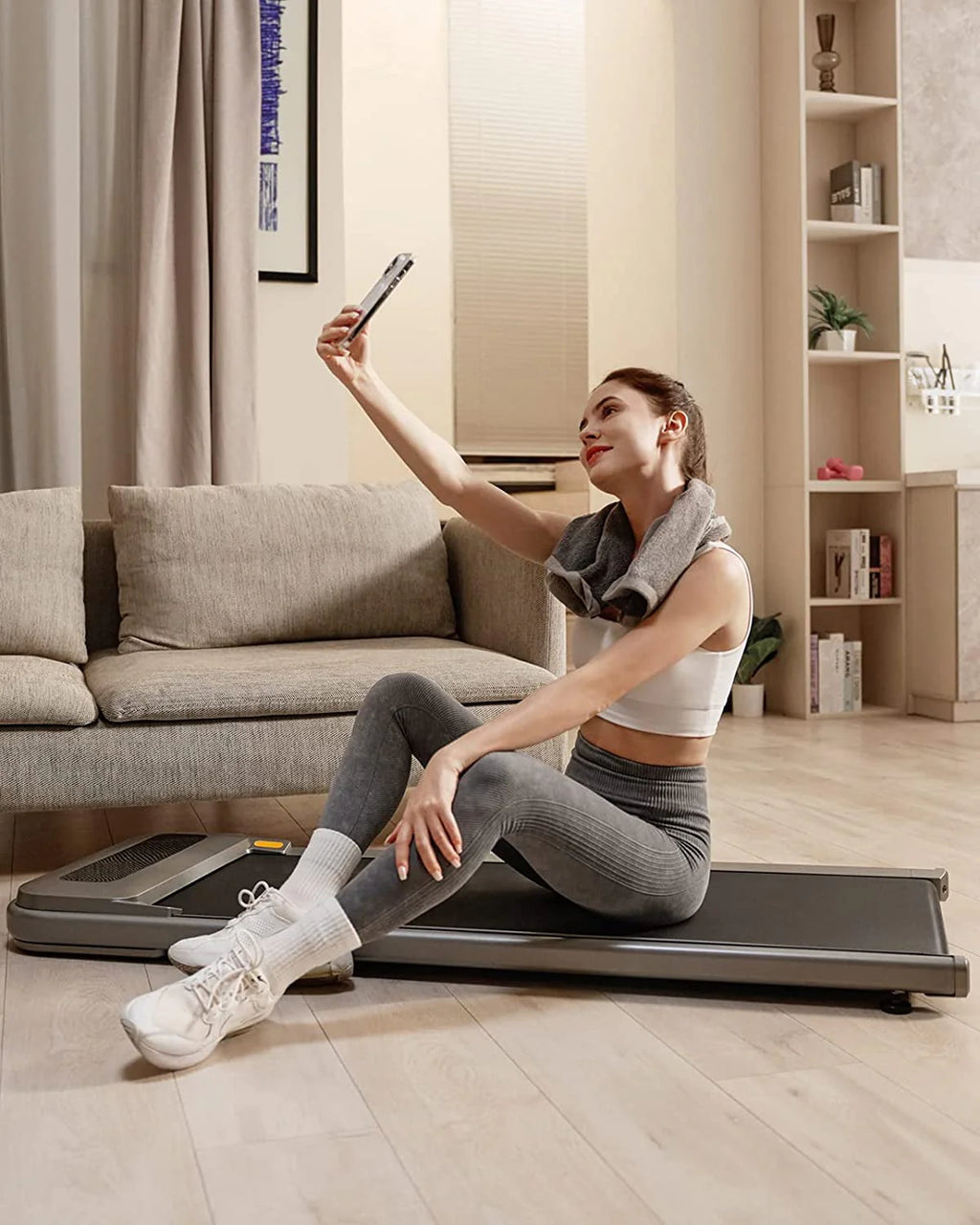 Walking Pad Treadmill 2.25HP 265lb Capacity with Remote Control A370355