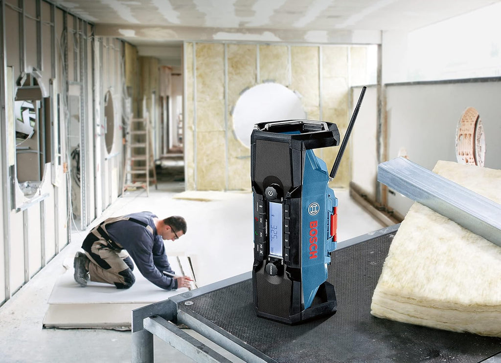 Compact Jobsite Radio with Bluetooth 5.0 G871