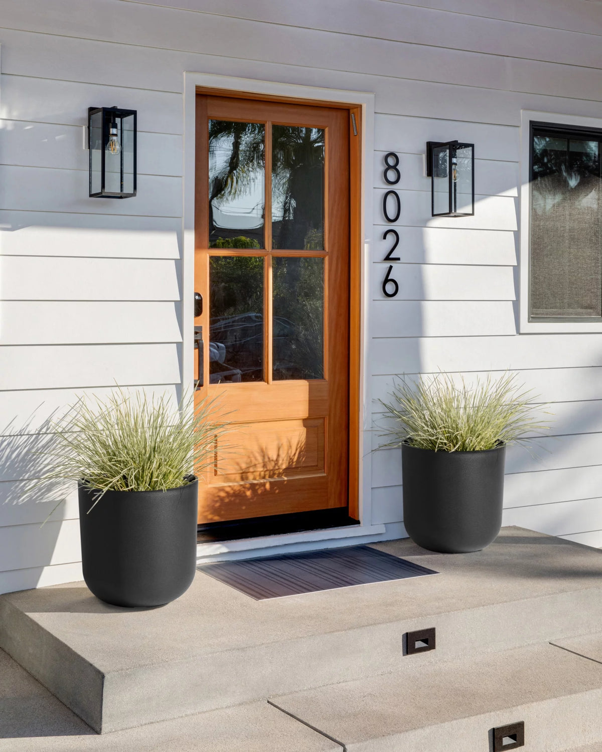 20" Plastic-Stone Planter 2-Pack Black X14431