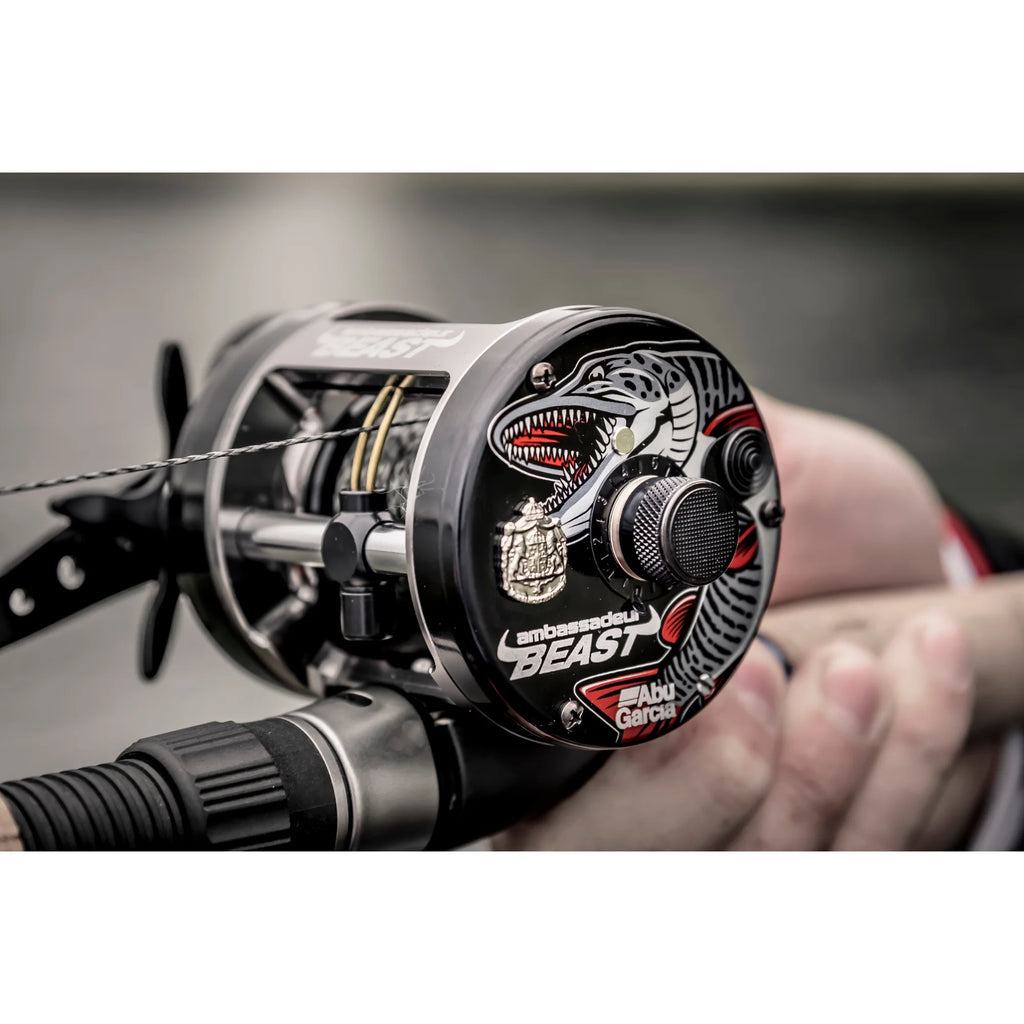 Beast Baitcast Round Reel E2270